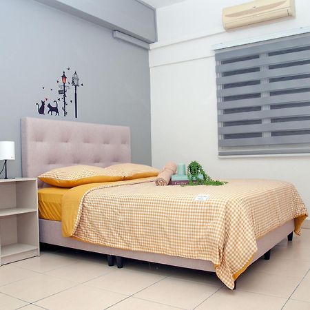 Five H Family Service Apartment Seri Kembangan Εξωτερικό φωτογραφία