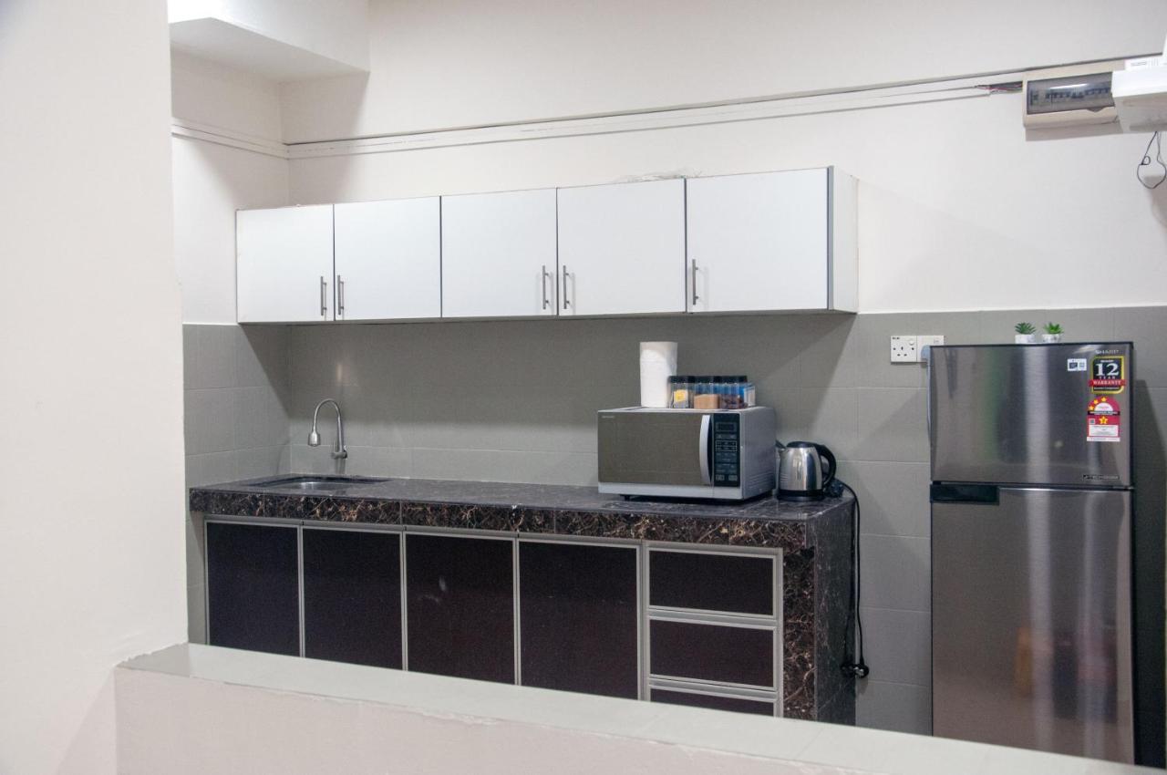 Five H Family Service Apartment Seri Kembangan Εξωτερικό φωτογραφία